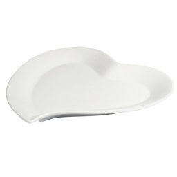 Show details for Assiette Porcelaine Forme cœur Gamme COEUR L 29 cm l 26 cm H 2.5 cm Coloris Blanc Picture of Assiette Porcelaine Forme cœur Gamme COEUR L 29 cm l 26 cm H 2.5 cm Coloris Blanc