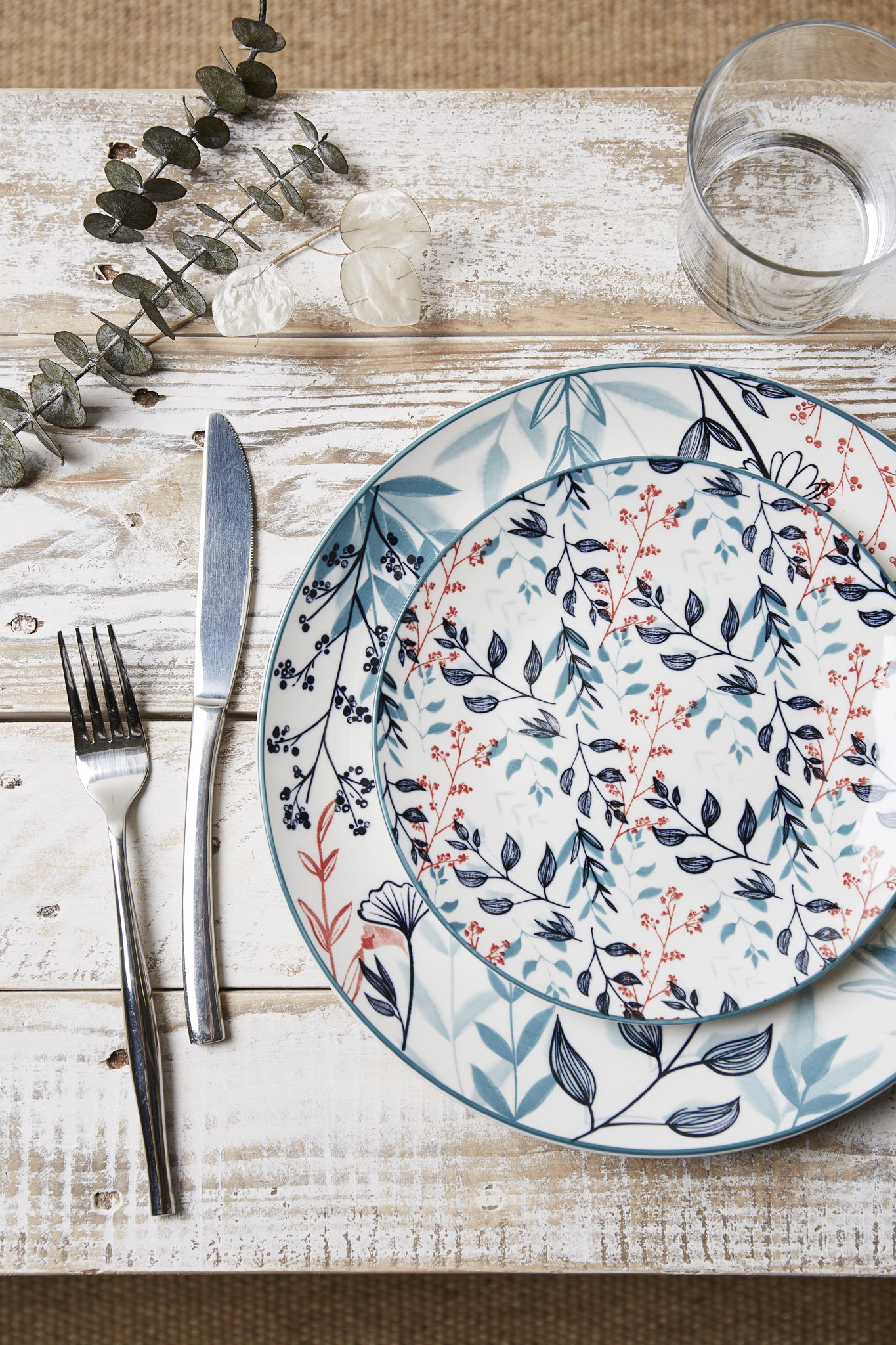 Picture of Service de Table en Porcelaine de 18 pièces pour 6 personnes - Assiettes plates, assiettes creuses, assiettes à dessert - Décor Floral PRIMAFLORA